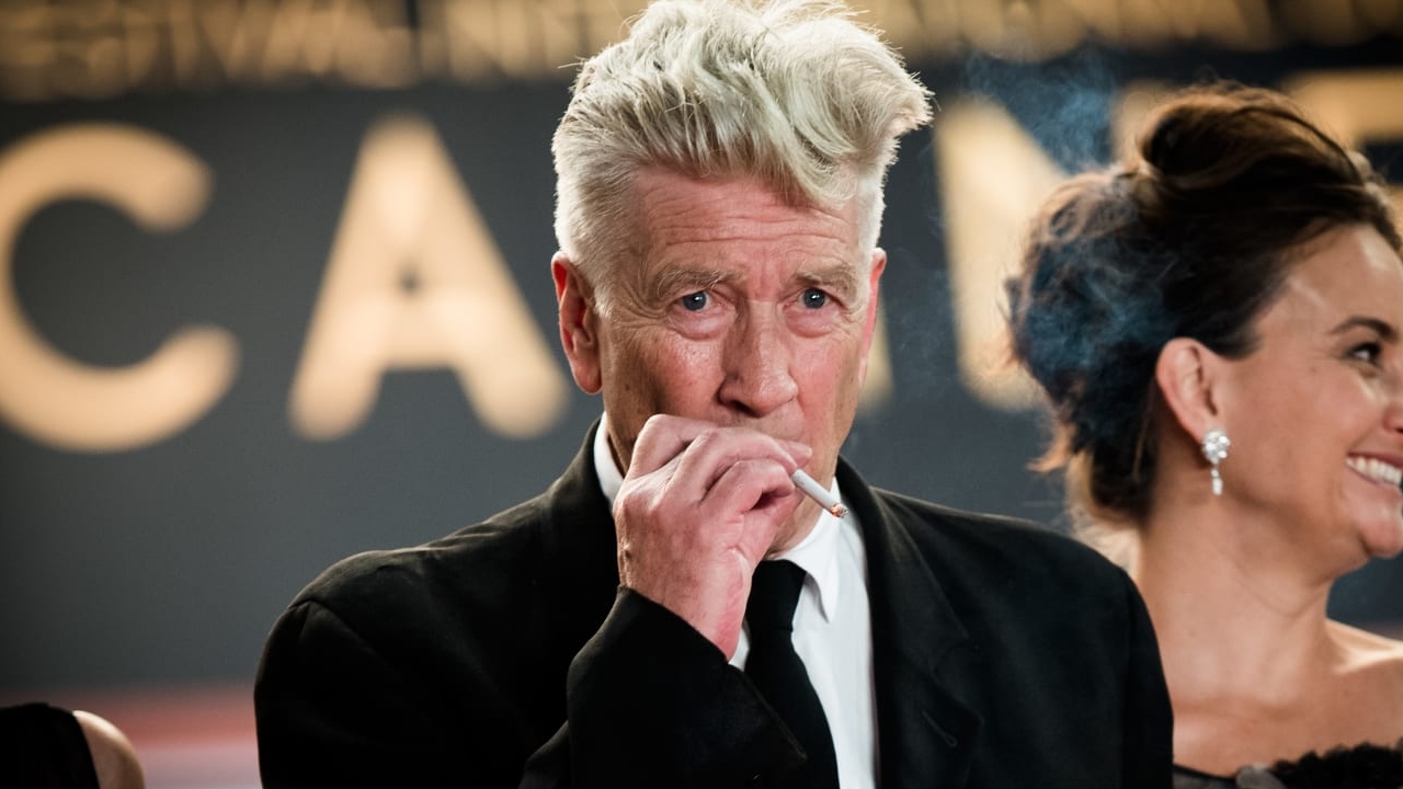 David Lynch agradece preocupação de fãs após revelar diagnóstico de enfisema pulmonar Lorena Bueri