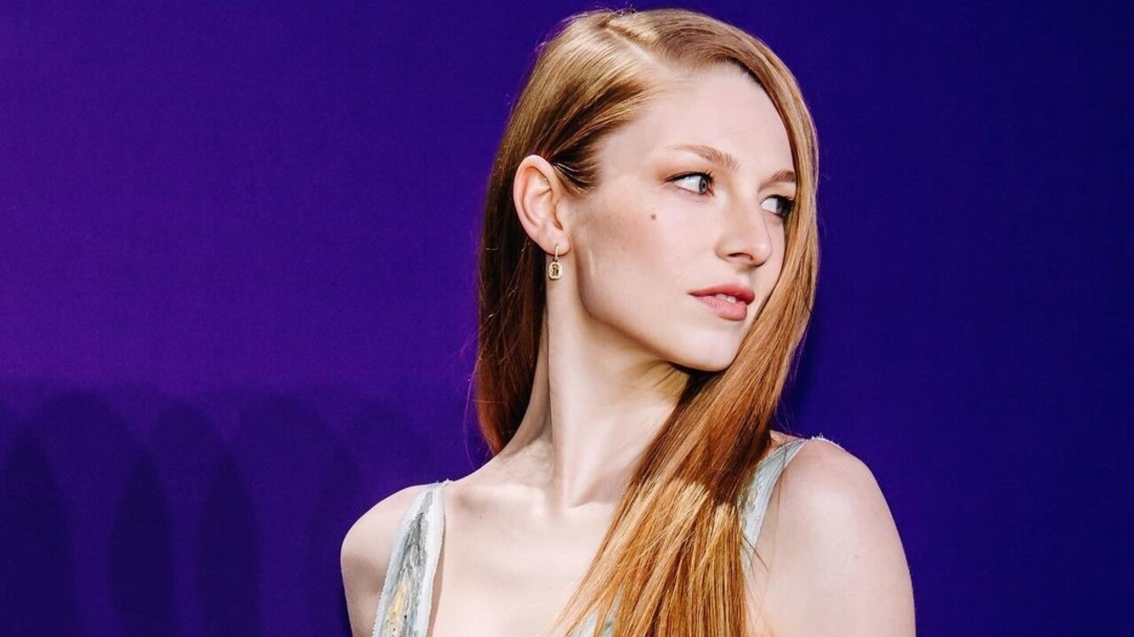 Hunter Schafer julga difícil seu retorno para Euphoria Lorena Bueri