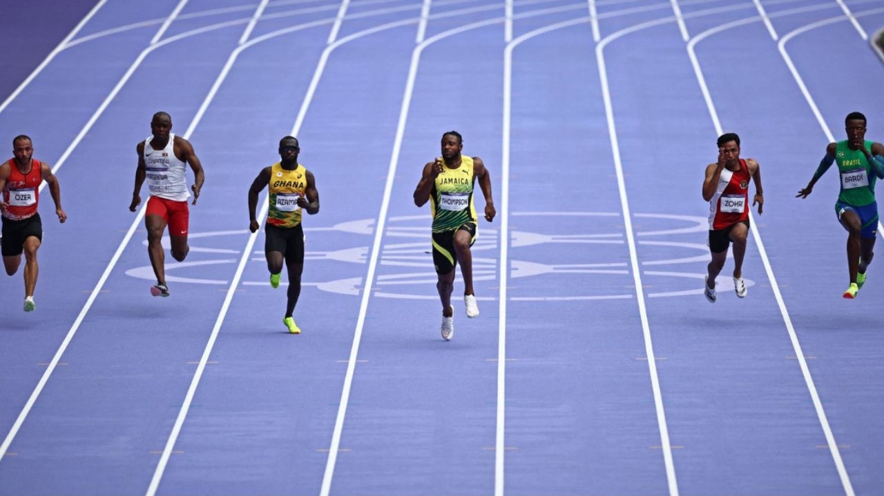 Brasil não avança para a final do revezamento 4x100 Lorena Bueri