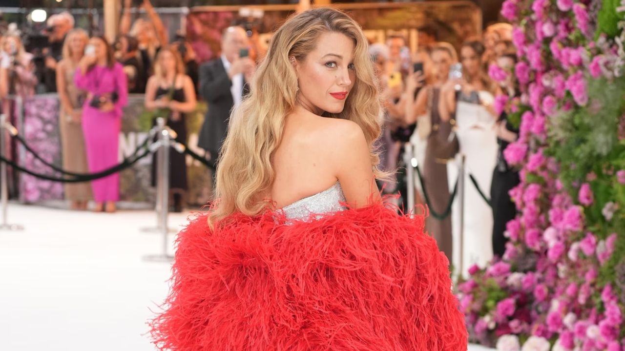 Blake Lively traz brilho e elegância para o red carpet de “É Assim que Acaba” em Londres Lorena Bueri