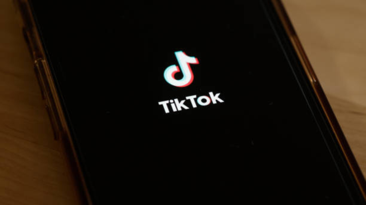 5 Melhores Sites para Comprar Seguidores no TikTok (Seguro e 5 Estrelas) Lorena Bueri