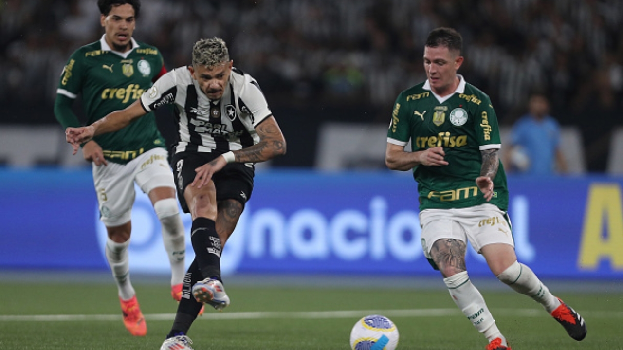 Botafogo e Palmeiras jogam a primeira partida das oitavas da Libertadores Lorena Bueri