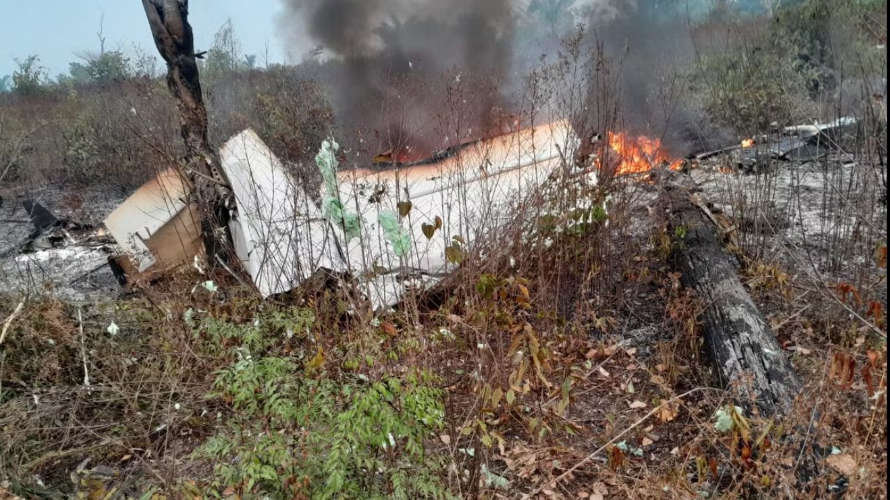 Avião de pequeno porte cai no Mato Grosso Lorena Bueri