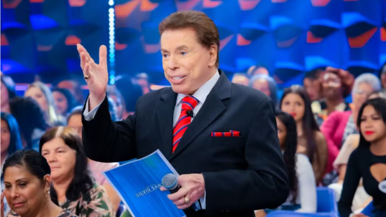 Fluminense e Corinthians fazem homenagem à Silvio Santos: “O maior craque da TV” Lorena Bueri