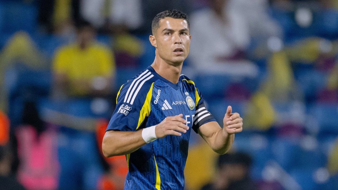 Cristiano Ronaldo se irrita com atuação do Al Nassr e não participa de premiação Lorena Bueri