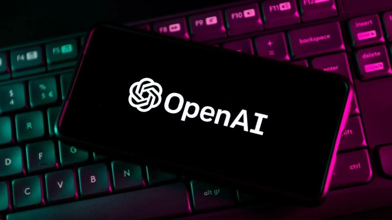 OpenAI utilizará matérias da Condé Nest para treinar Inteligências Artificiais  Lorena Bueri