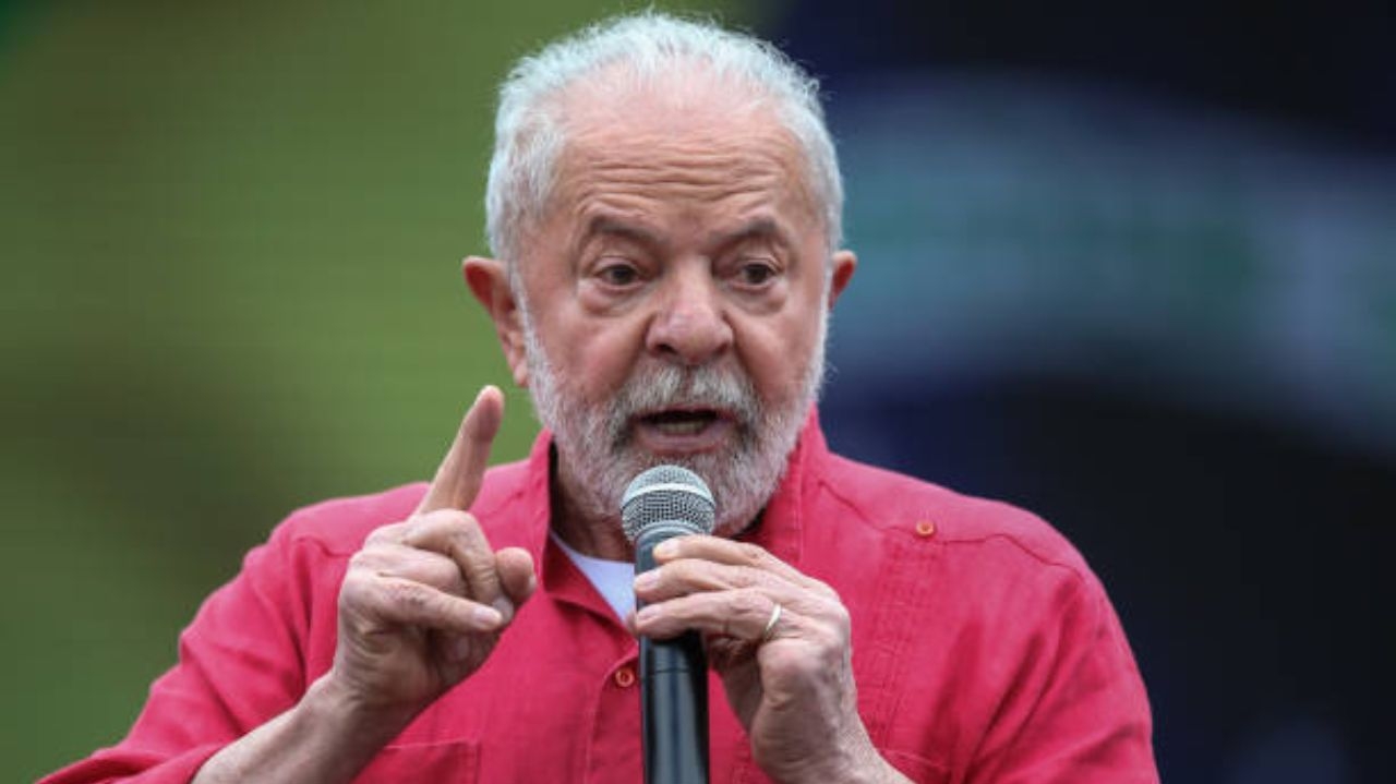 Lula comenta atitudes de Elon Musk em relação às decisões de Moraes Lorena Bueri