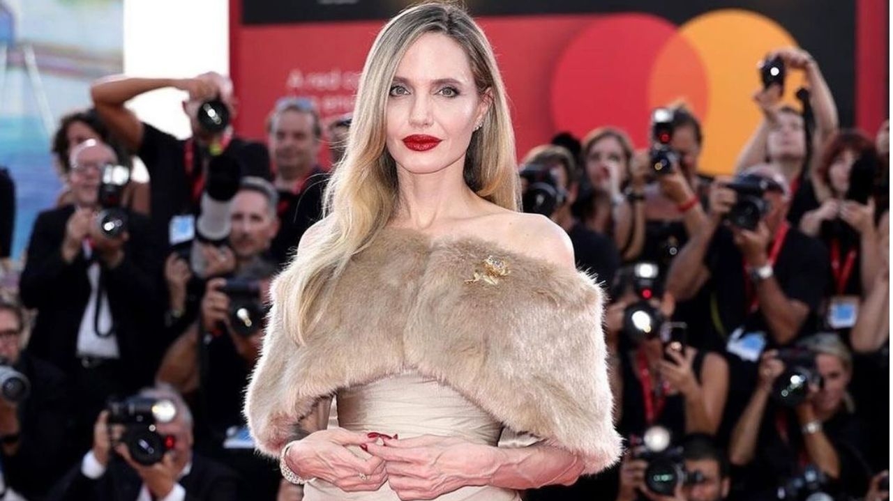 Angelina Jolie e o Rapper Akala: verdade sobre a relação após flagras em Veneza Lorena Bueri