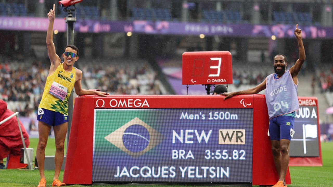 Yeltsin Jacques quebra recorde mundial nos 1500m T11 Lorena Bueri