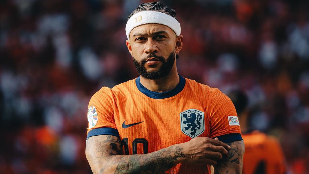 Corinthians busca Memphis Depay mas sonho do jogador pode atrapalhar Lorena Bueri