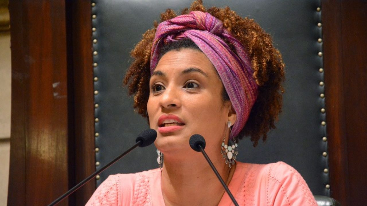 Mais três suspeitos são denunciados e viram réus no caso Marielle Franco Lorena Bueri