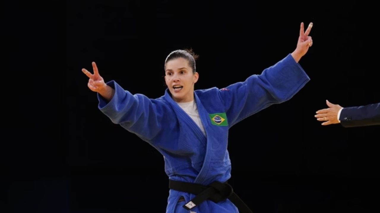 Alana Maldonado conquista primeira medalha de ouro do Brasil no judô nas Paralimpíadas Lorena Bueri