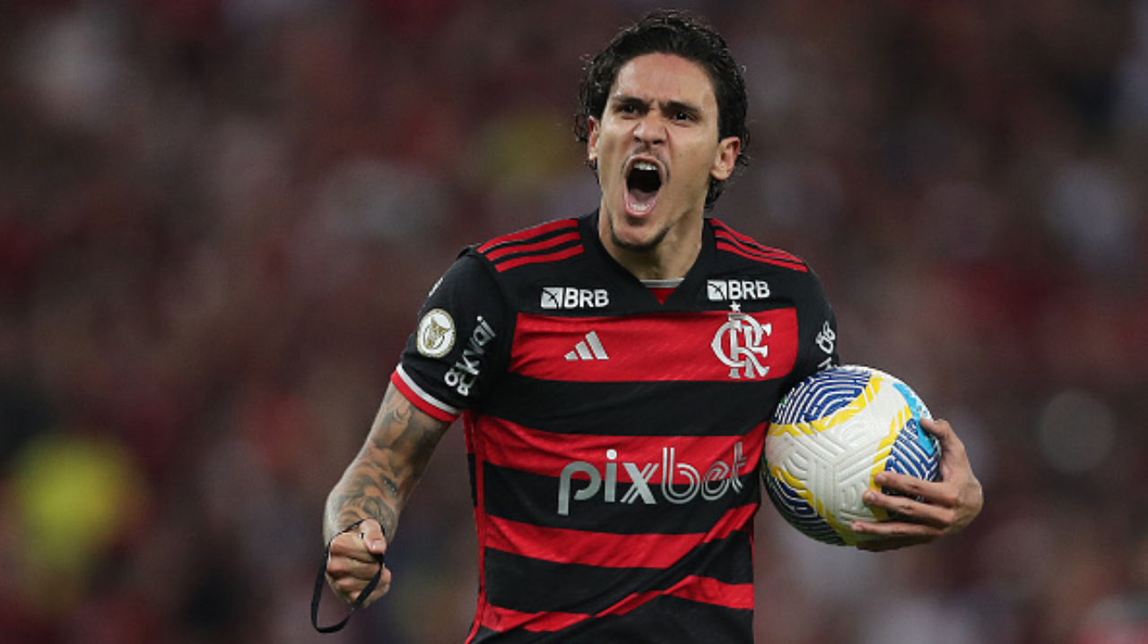 Flamengo decide na terça-feira se vai contratar substituto para Pedro Lorena Bueri