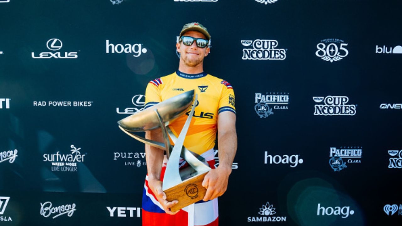 John John Florence conquista terceiro título mundial Lorena Bueri