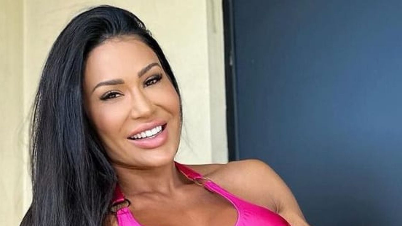 Gracyanne Barbosa atualiza estado civil meses após separação Lorena Bueri