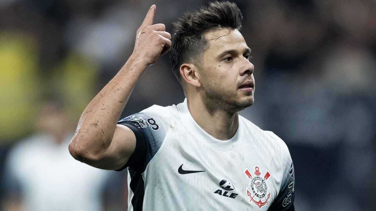 Corinthians mantém invencibilidade em casa e elimina o Fortaleza na Copa Sul-Americana Lorena Bueri