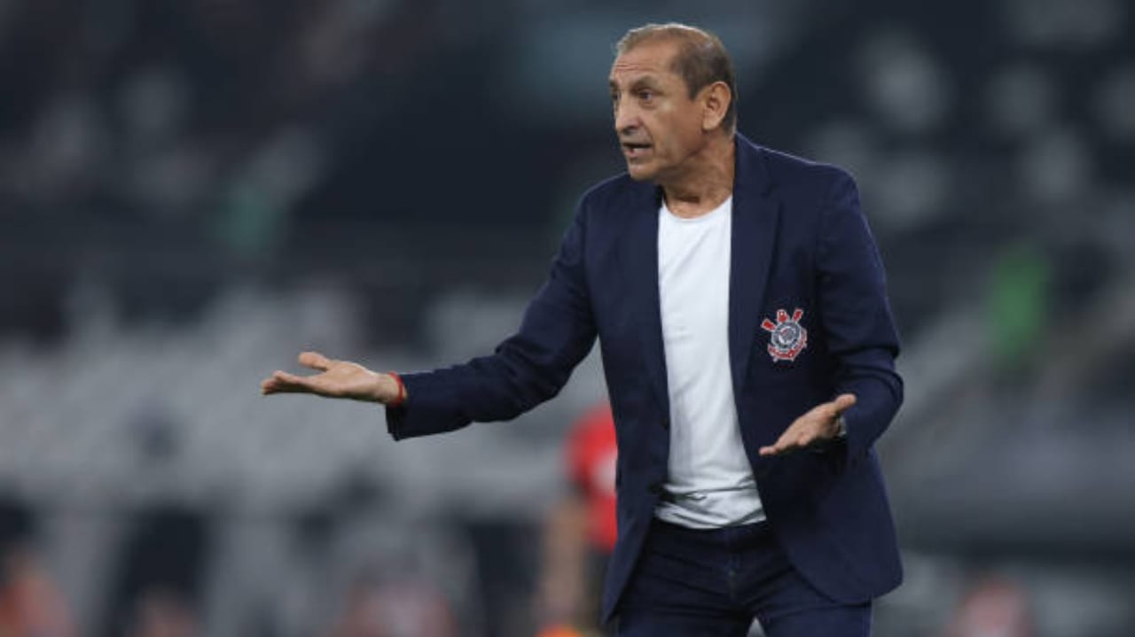 Após classificação diante do Fortaleza, Ramon Diaz considera evolução no Corinthians Lorena Bueri