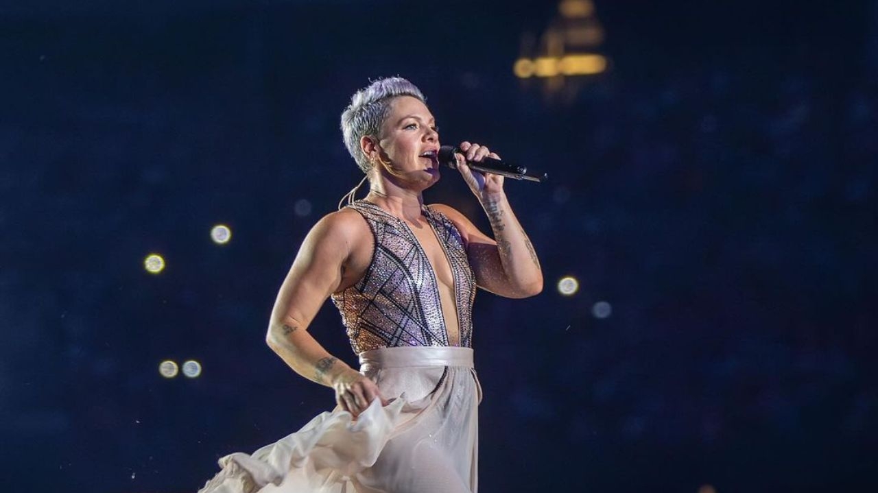 P!NK desmente rumores em relação ao caso de Diddy  Lorena Bueri