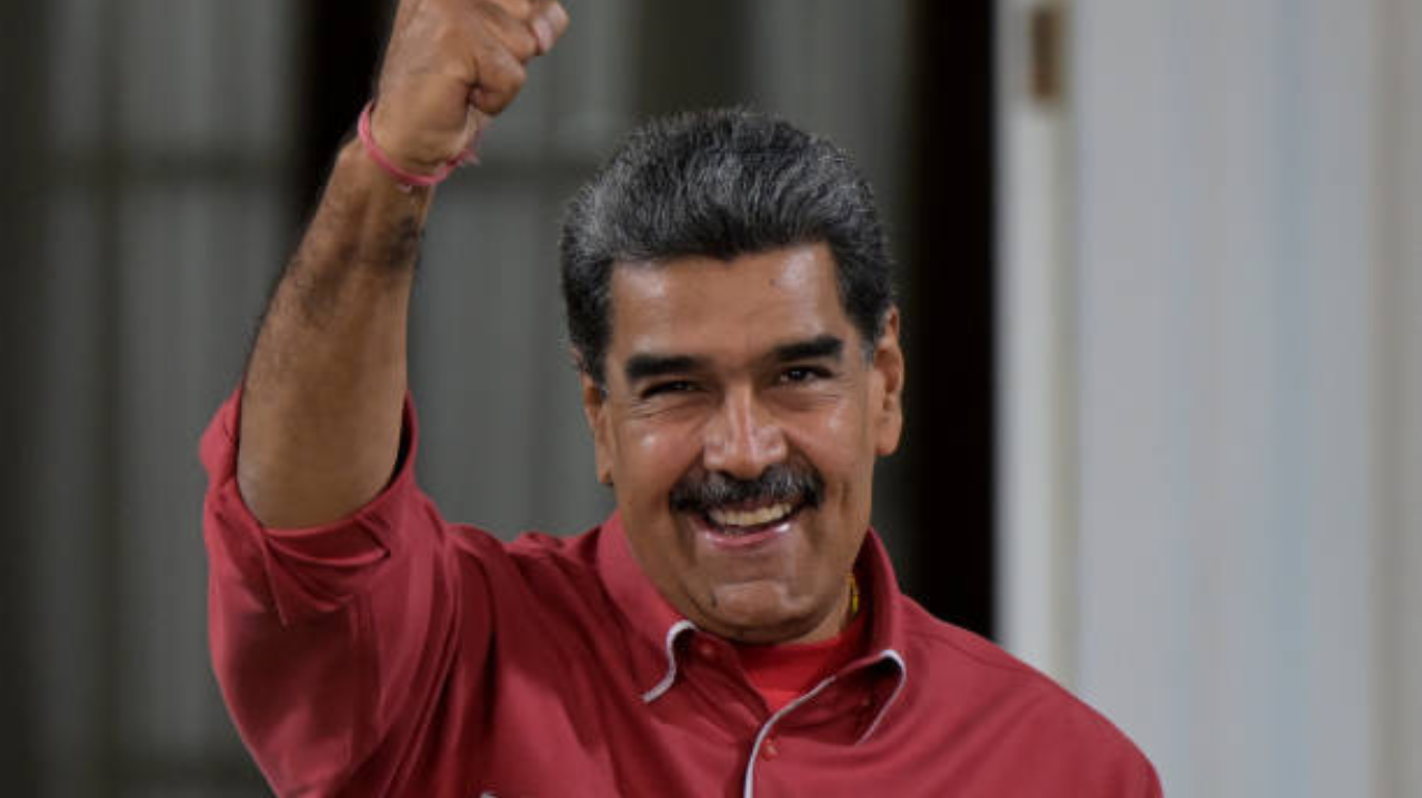 Nicolas Maduro acusa WhatsApp de espionagem na Venezuela Lorena Bueri