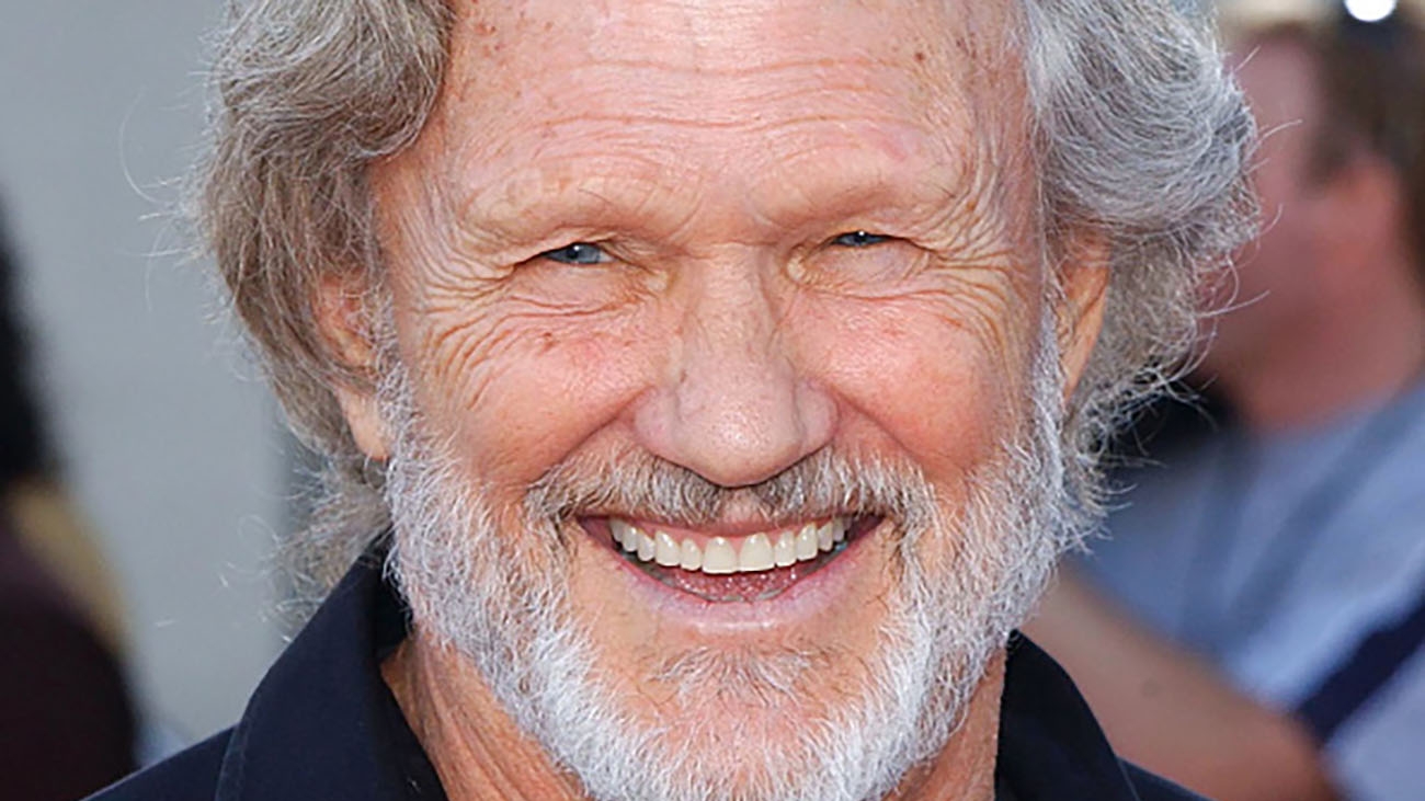 Morre aos 88 anos Kris KrisTofferson ator de “Nasce Uma Estrela” Lorena Bueri