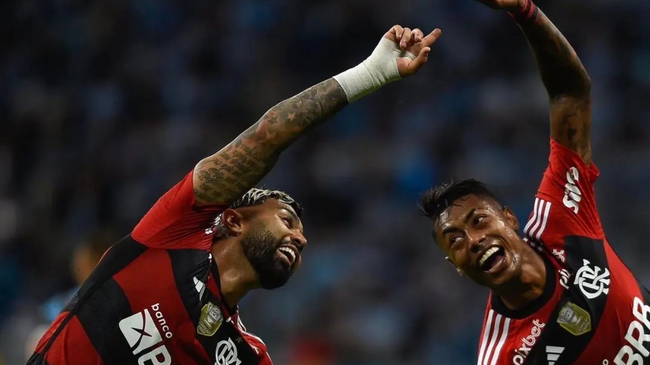 Gabigol e Bruno Henrique tem ótimo retrospecto contra o Corinthians  Lorena Bueri