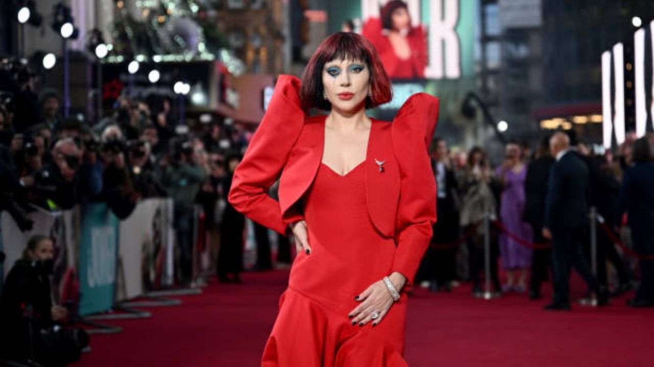 Lady Gaga surpreende em 'Joker 2': moda e performance em sintonia Lorena Bueri