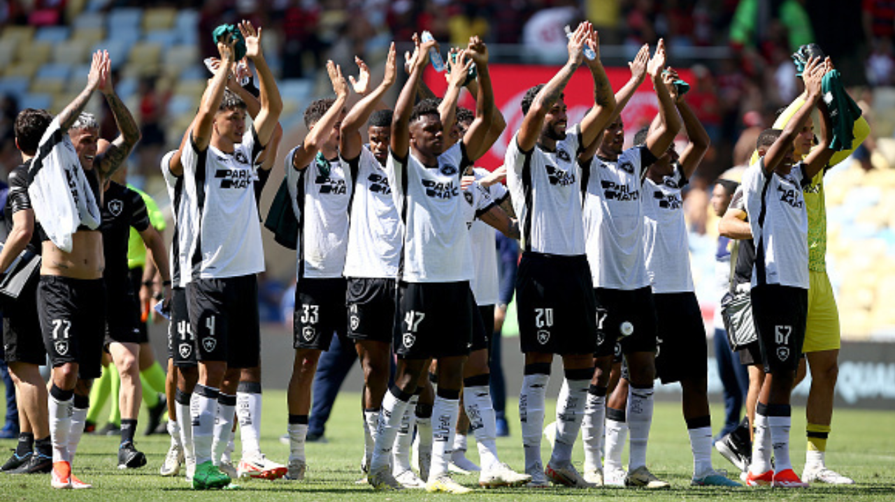 Botafogo voltará a ser mandante no Maracanã após dez anos Lorena Bueri