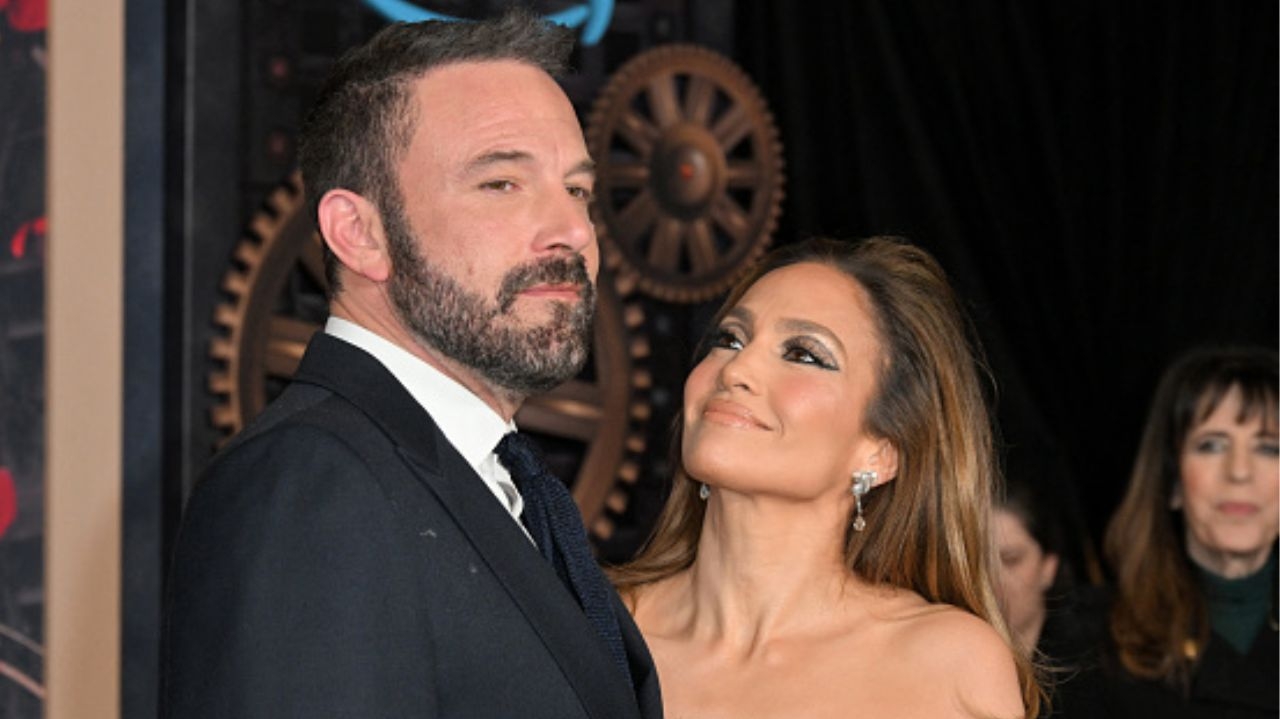 Fontes revelam que Jennifer Lopez não queria se divorciar de Ben Affleck Lorena Bueri