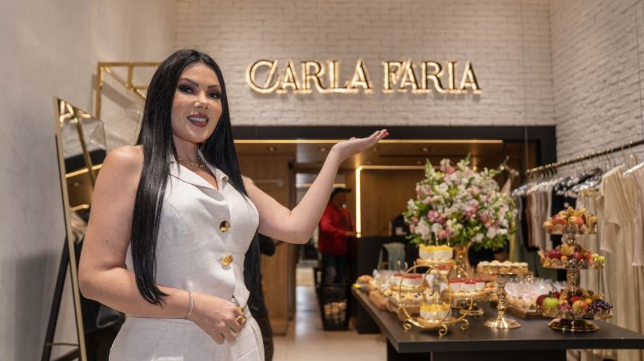 Carla Faria lança em São Paulo sua new brand, com seu próprio nome: CARLA FARIA CONCEPT Lorena Bueri