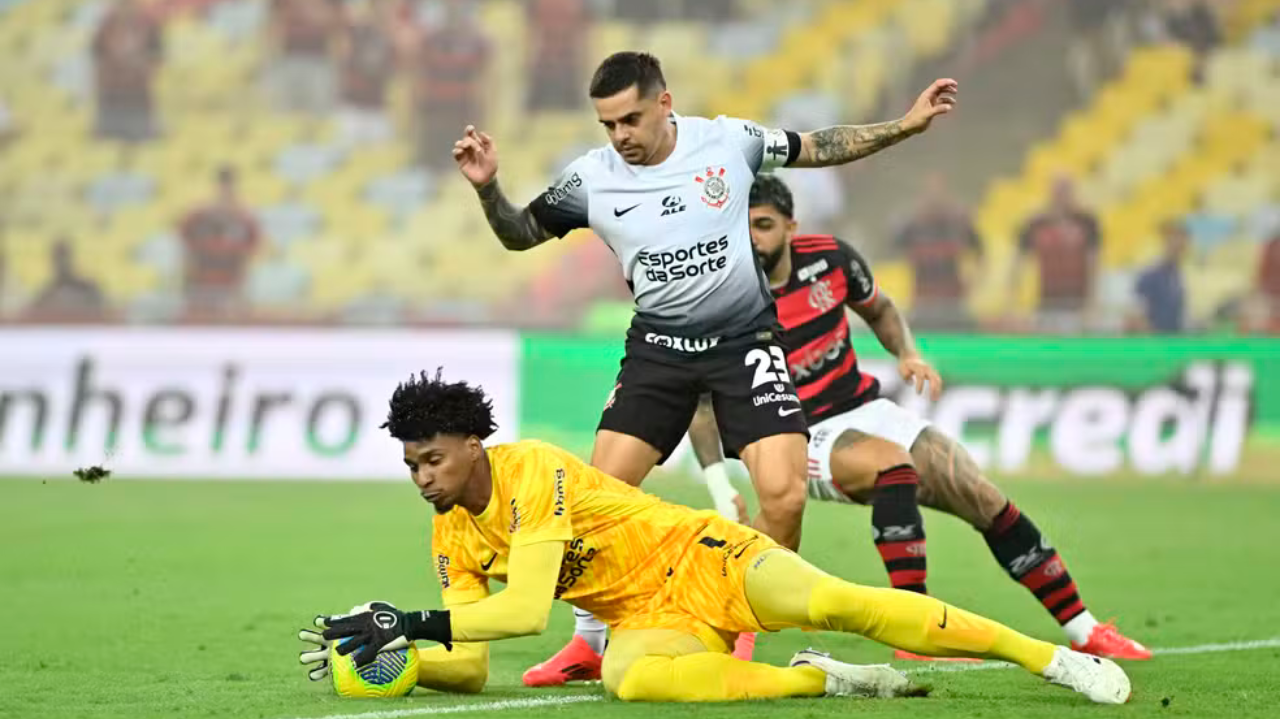 Corinthians acredita que Flamengo faz pressão pública para desestabilizar Hugo Souza: “Tom desnecessário” Lorena Bueri