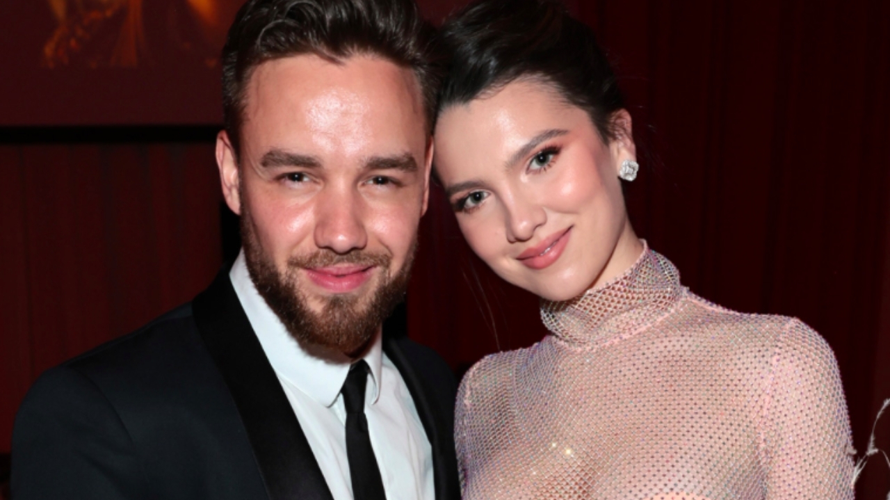 Ex-noiva de Liam payne teria lançado livro inspirado em seu romance com o cantor Lorena Bueri