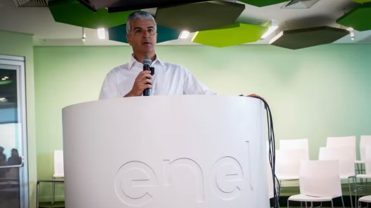 Enel afirma ter restabelecido energia para quase todos os afetados por temporal Lorena Bueri