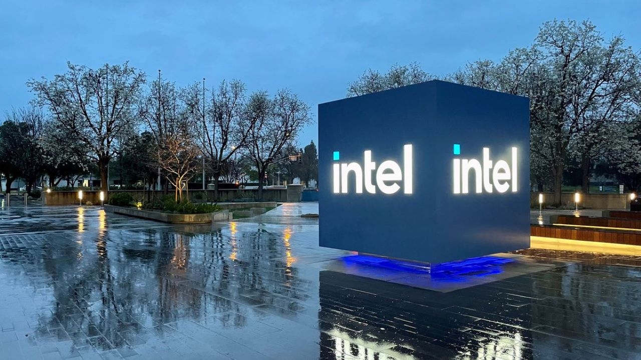  Possível proibição de processadores Intel pela China ameaça vendas Lorena Bueri