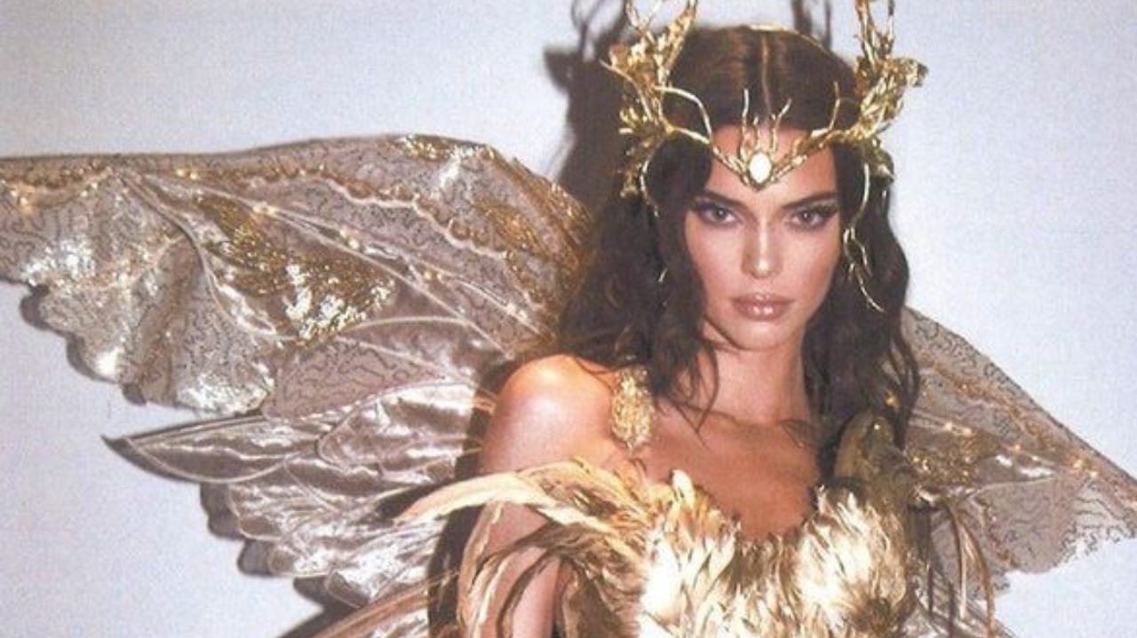  Kardashian e as fantasias no Halloween: looks que viram tendência juvenil  Lorena Bueri