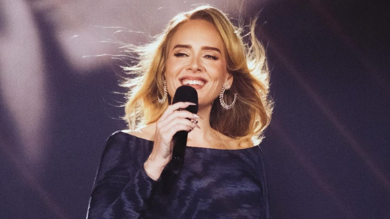 Adele confirma que fará uma pausa na carreira Lorena Bueri