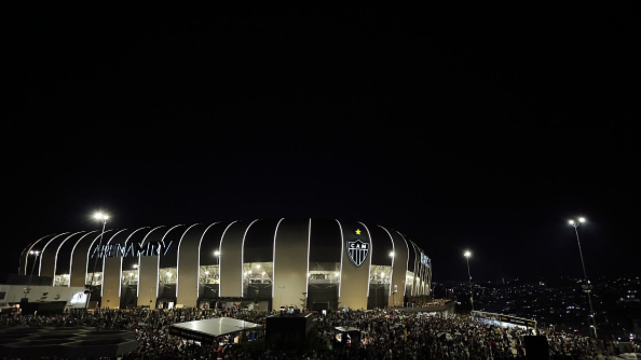 Em poucas horas, torcida do Atlético-MG esgota ingressos para a final da Copa do Brasil  Lorena Bueri