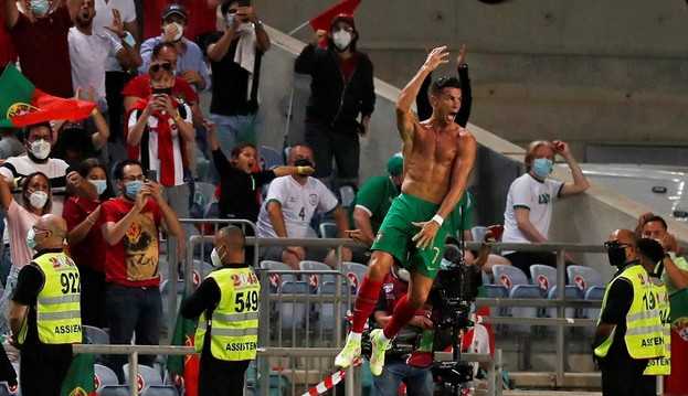 Com dois gols no fim, Cristiano Ronaldo dá vitória de virada a Portugal e se torna o maior artilheiro por seleções da história Lorena Bueri