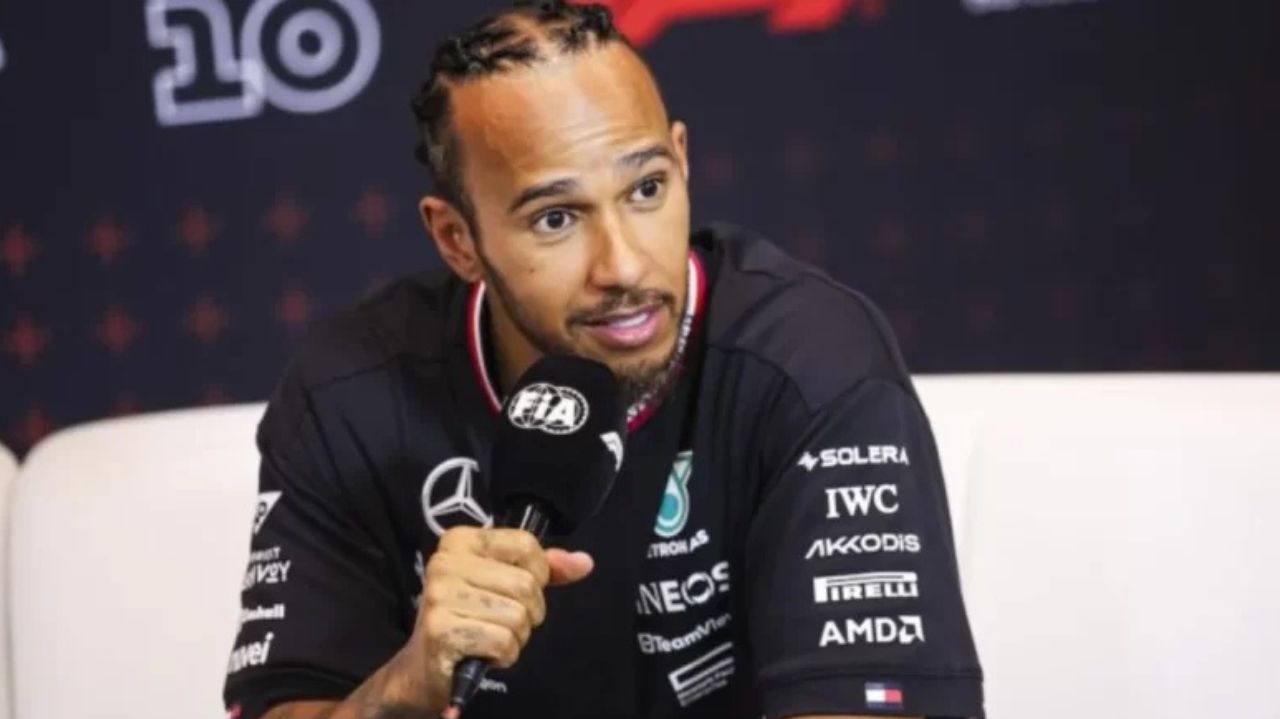 Lewis Hamilton homenageia Ayrton Senna no GP do Brasil Lorena Bueri