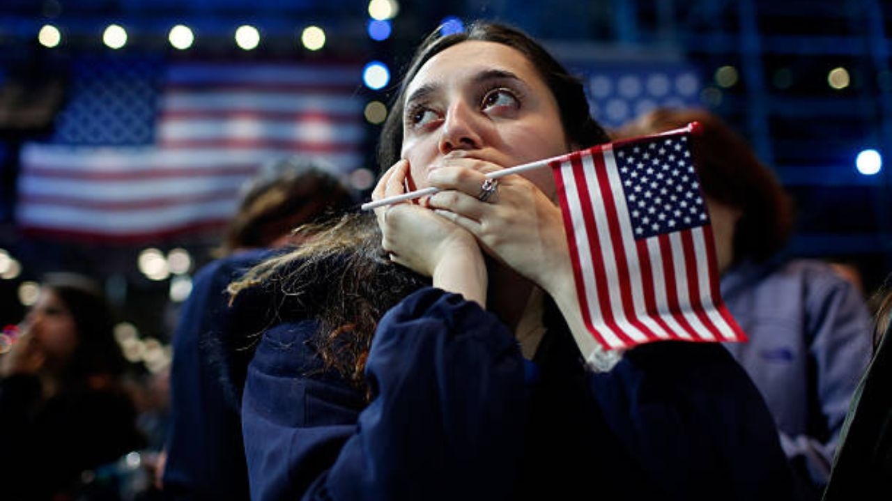 Americanos tem desânimo em alta em relação a economia em época de eleição presidencial Lorena Bueri