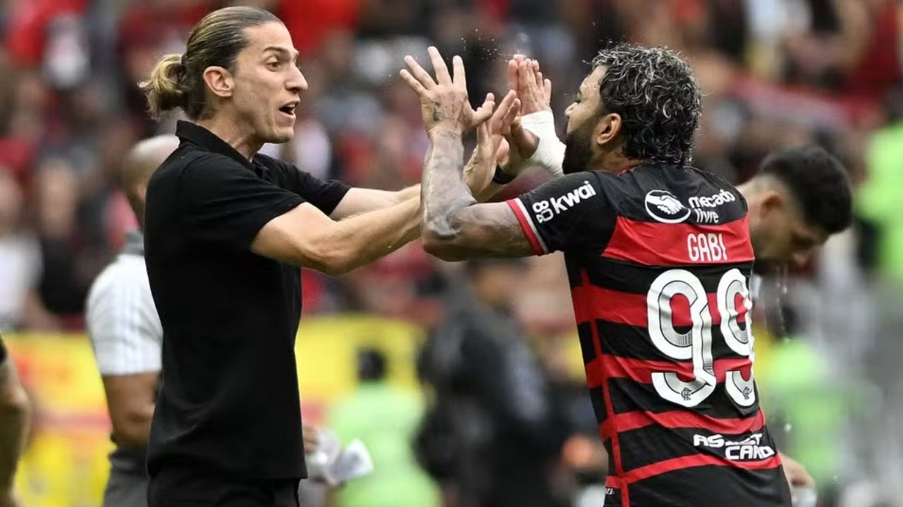 Gabigol foi afastado do Flamengo por insatisfação ao ser substituído em final Lorena Bueri