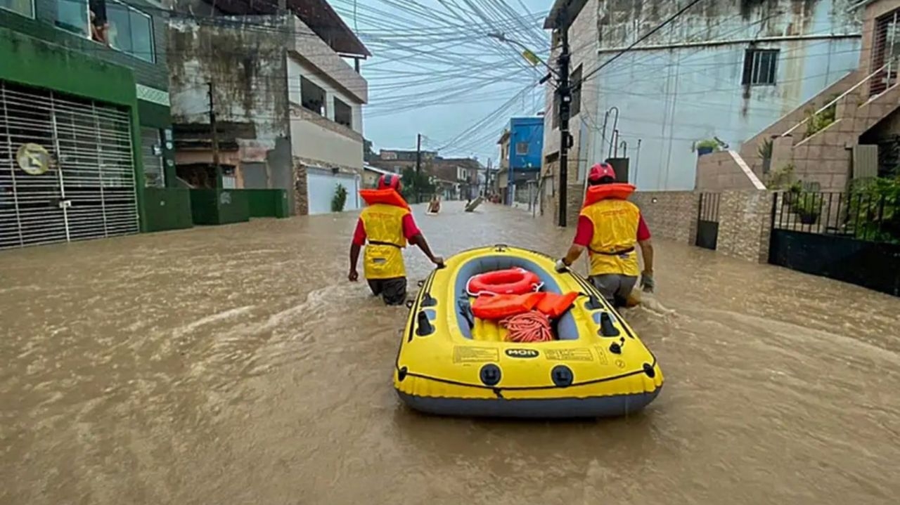 Pesquisadores criam glossário visando ajudar a prevenção de desastres climáticos  Lorena Bueri