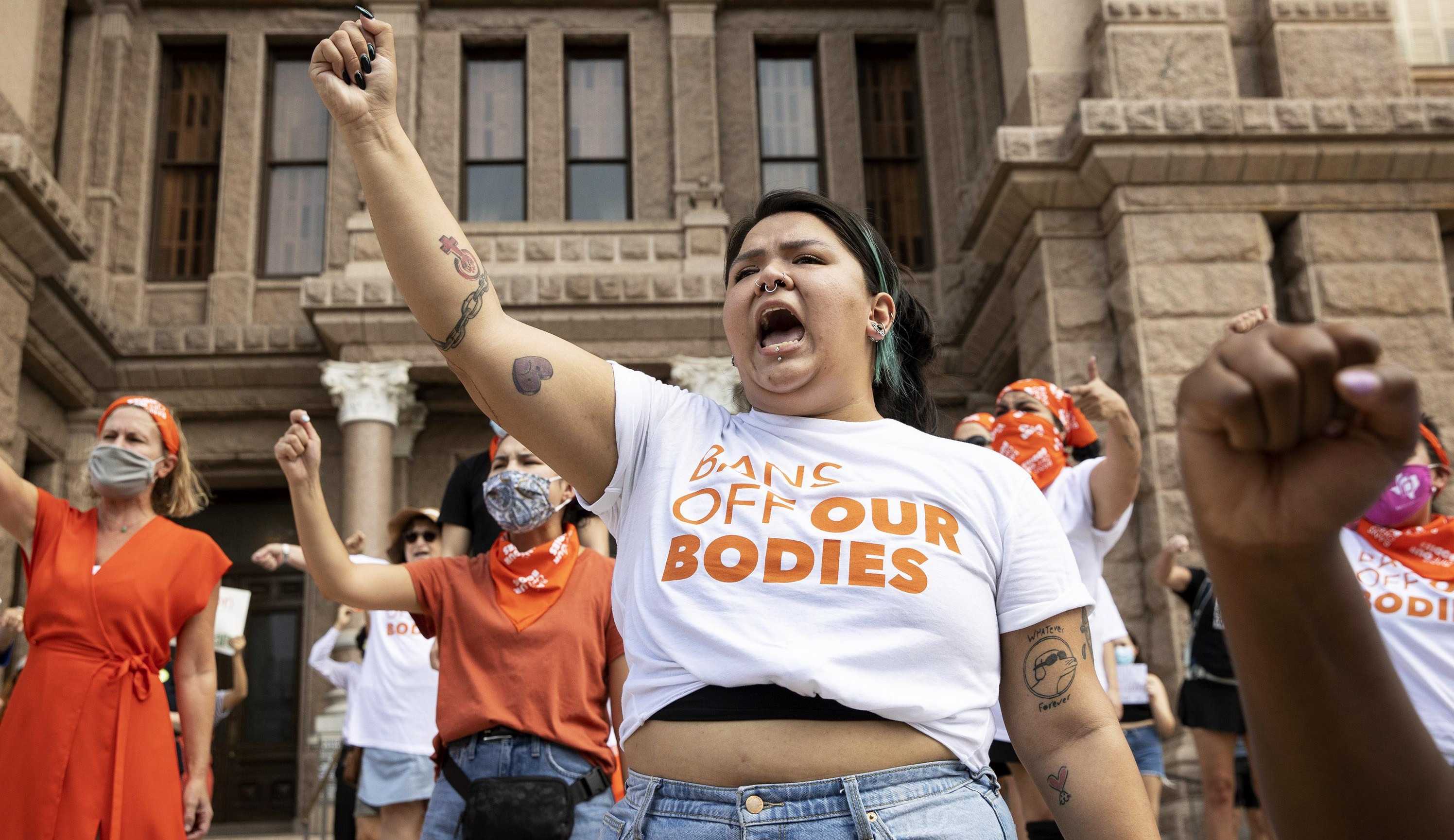 Lei antiaborto do Texas dá direito aos cidadãos processarem as mulheres que abortarem Lorena Bueri