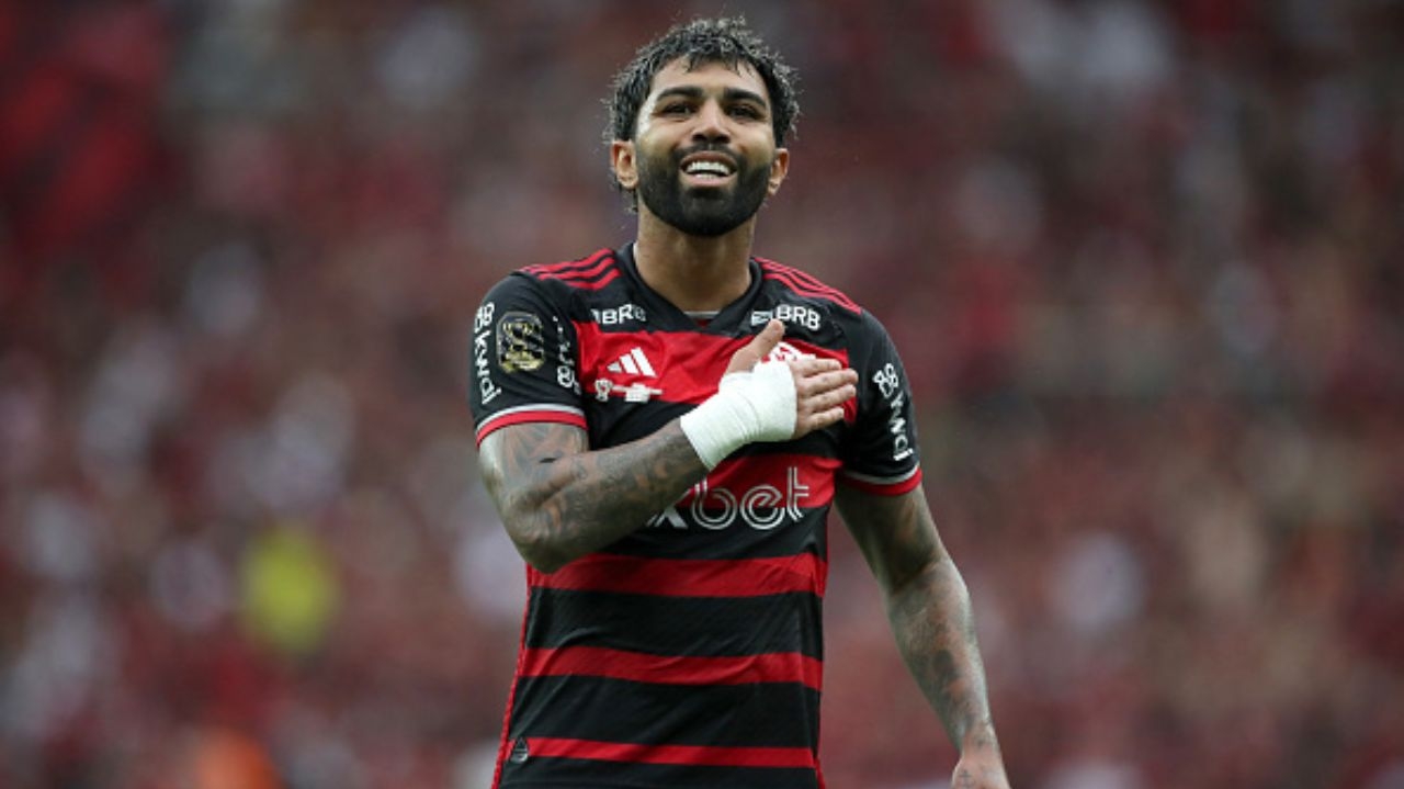 Dono do Cruzeiro revela desejo de contratar Gabigol e diz: 'Presente de natal' Lorena Bueri