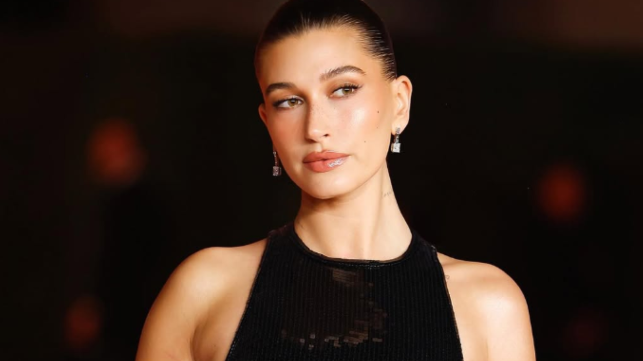 Hailey Bieber fica descontente com posição do marido no ranking da Billboard Lorena Bueri