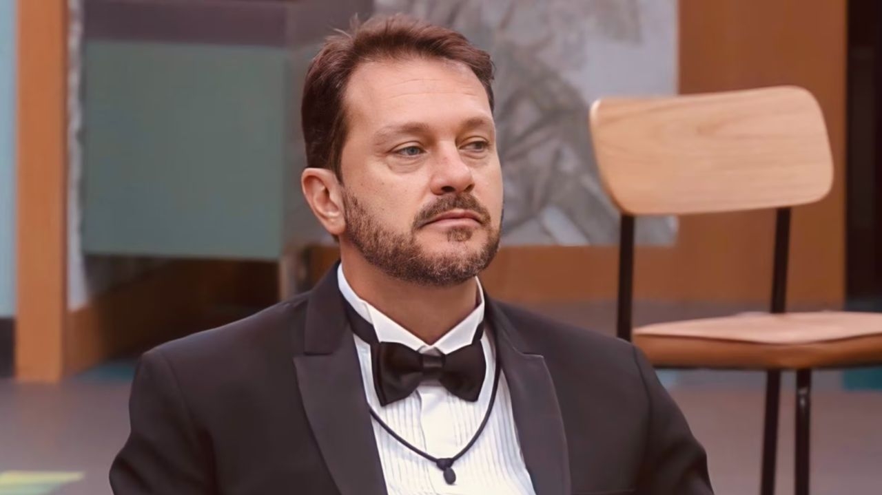 A Fazenda 16: Albert vence a 10ª Prova de Fogo do reality Lorena Bueri