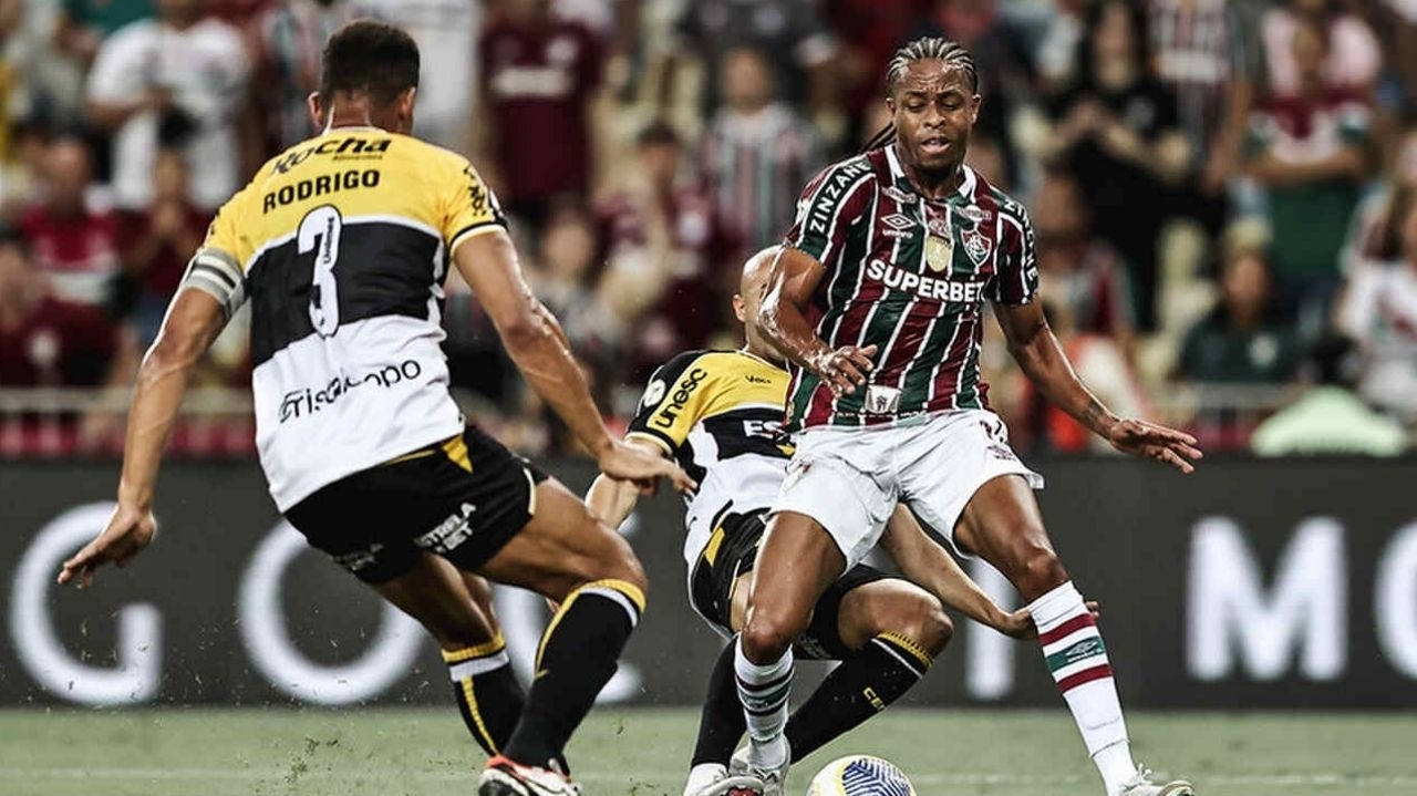 Fluminense deixa torcida preocupada com o desfecho do Brasilierão Lorena Bueri