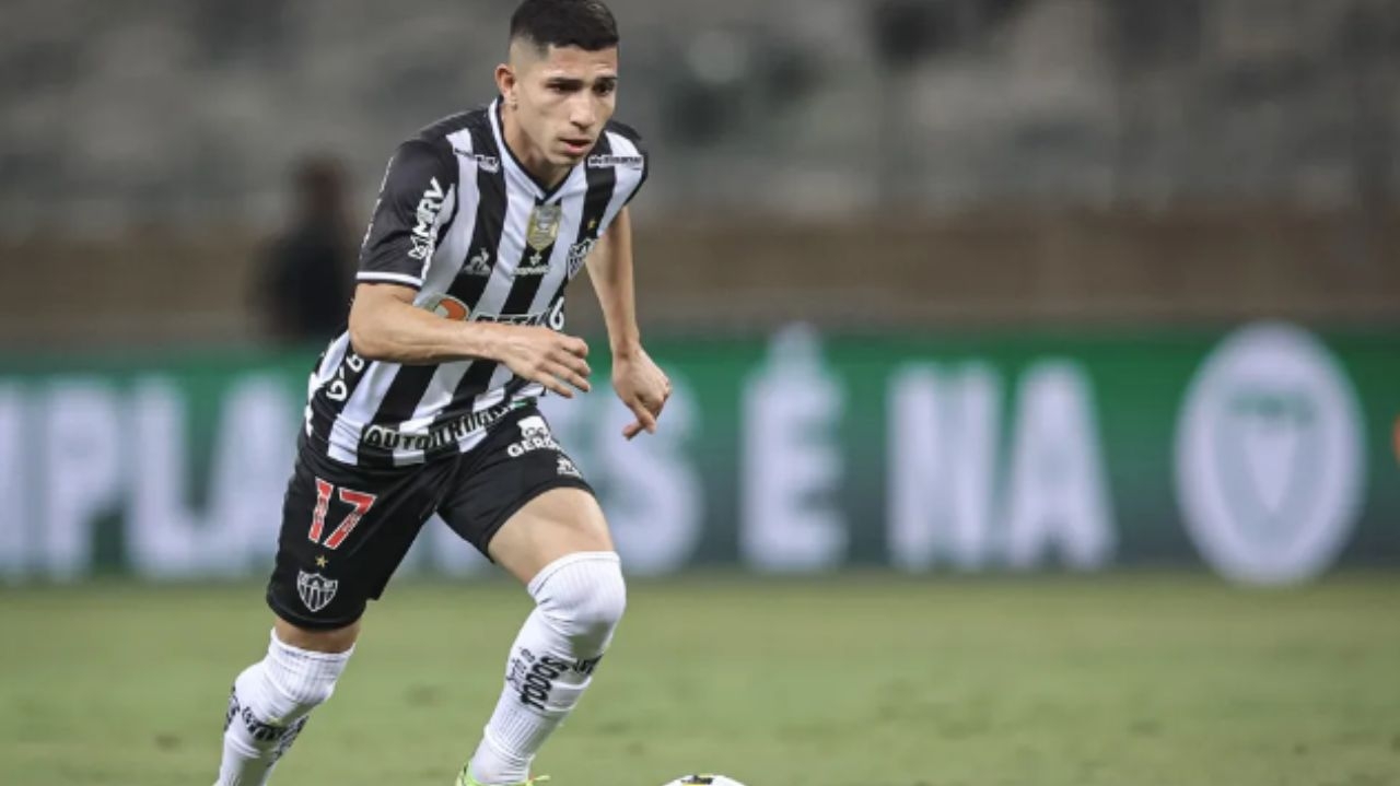 Ex-Atlético-MG: Savariano revela motivo da saída do Galo Lorena Bueri