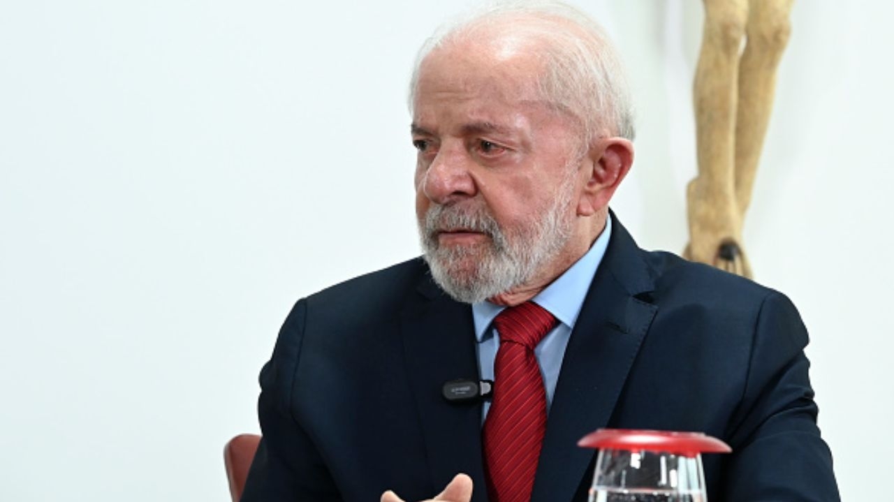 Presidente Lula fala de sua saúde e diz: 'Senti coisas estranhas' Lorena Bueri