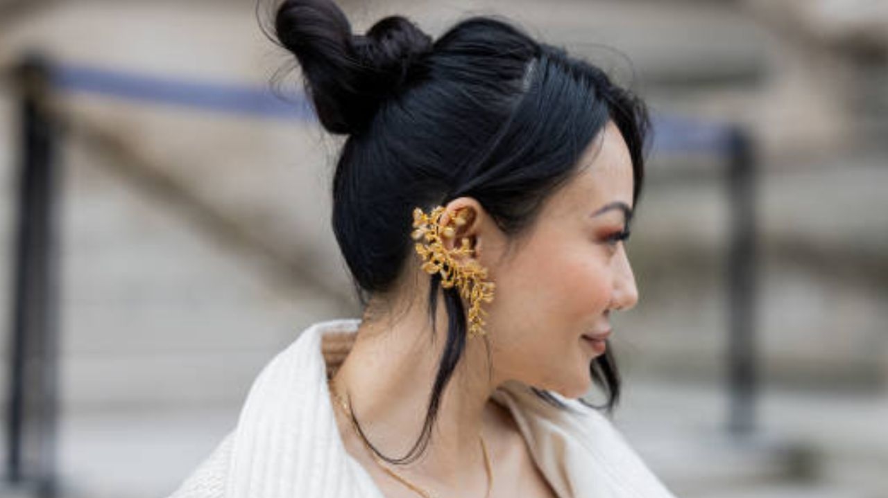 Ear Cuffs podem voltar a ser tendência em 2025 Lorena Bueri