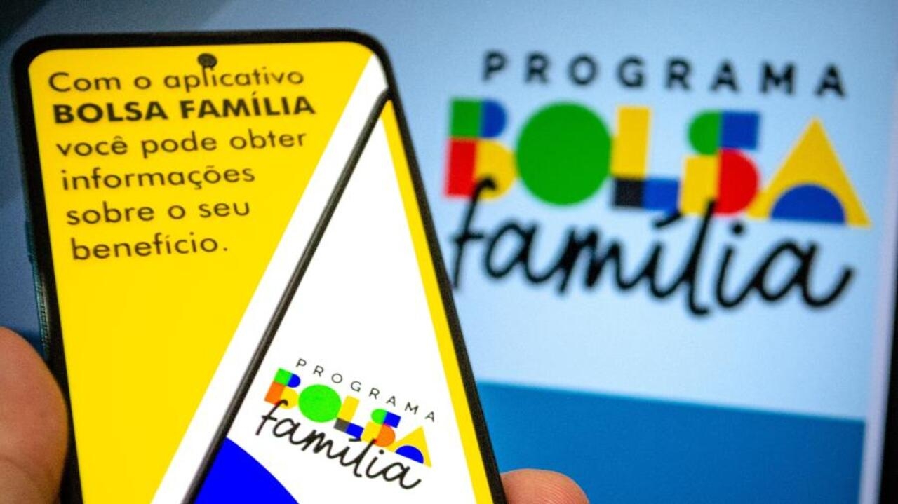 Bolsa Família 2025: pagamentos começam no dia 20 de janeiro Lorena Bueri